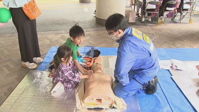 看護週間にあわせて大分市で薬剤師の仕事など体験ベント|TBS NEWS DIG