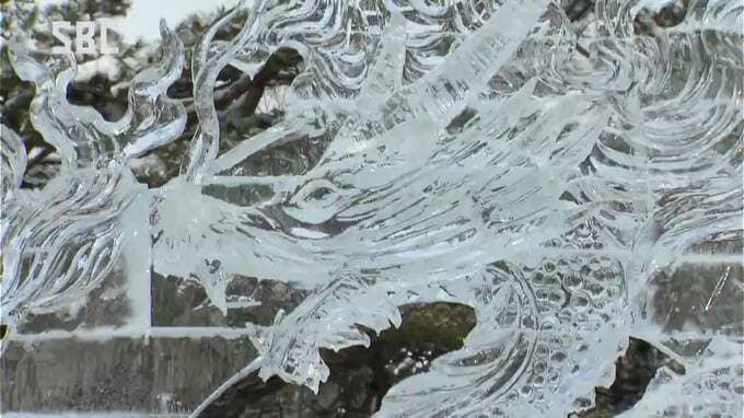 松本城をバックに…氷のアート作品　松本市で「氷彫フェスティバル」にぎわう　長野　|　SBC NEWS | 長野のニュース | SBC信越放送