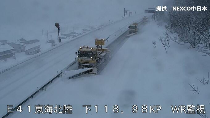 東名や名神など　大雪による予防的通行止めの予定区間を発表　国土交通省　【7日14時現在】　|　山梨のニュース | ＵＴＹテレビ山梨