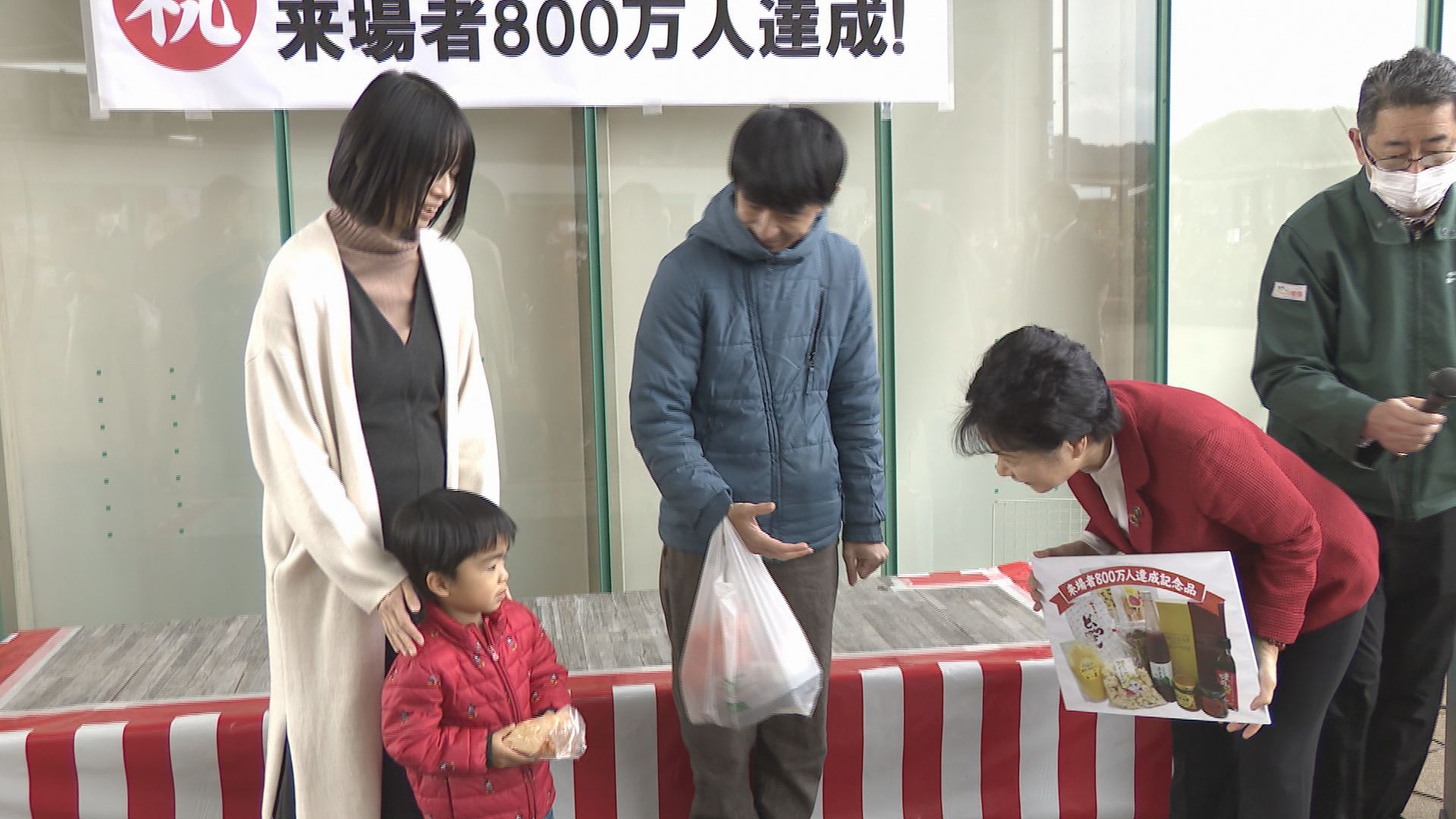 山口県屈指の人気の道の駅 ソレーネ周南10年で来場者800万人達成