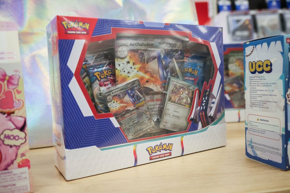 ポケモンカードの価値守れ、資産化するトレカ市場健全化へ自民が議連