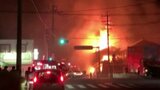 住宅3棟全焼する火事 焼け跡から1人の遺体発見 住民の50代男性か 北九州・若松区 | 福岡のニュース|RKB NEWS|RKB毎日放送