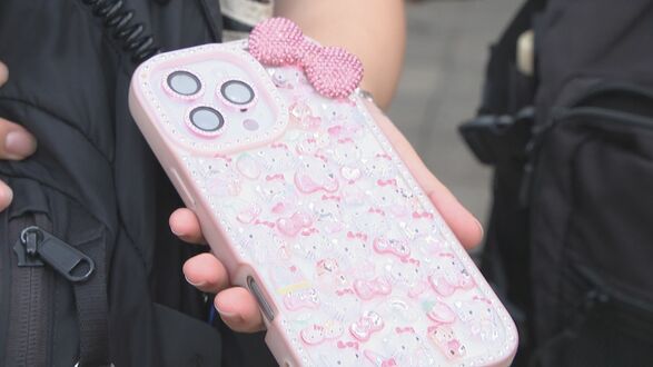 平成レトロのブーム再燃　シール、写ルンです…売り上げ急増「不便さの価値に気づき、心が動く」Z世代をひきつける“エモい”魅力とは　|　大分のニュース｜OBS NEWS｜大分放送