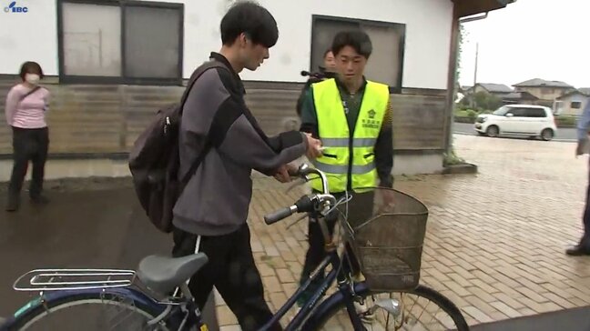 自転車競技部の高校生らが自転車安全利用を呼びかけ 岩手・紫波町|TBS NEWS DIG