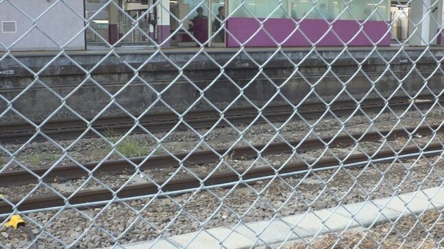 駅のホームで男性を突き飛ばし線路に転落させたか　東京都の32歳の会社員の男　傷害の疑いで逮捕　山梨|TBS NEWS DIG