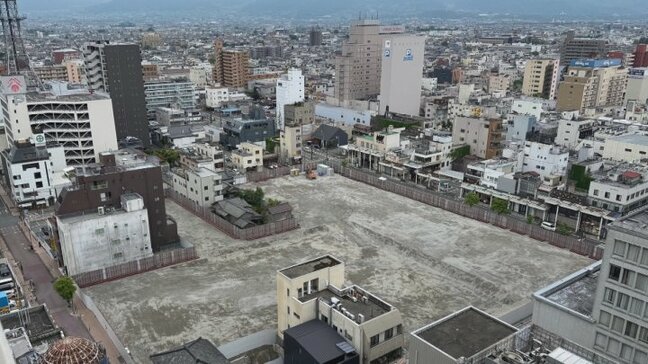 岡島跡地のビル　解体工事が完了　新施設計画の住民説明会を今夏めどに調整　甲府市|TBS NEWS DIG