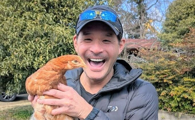 【照英】　にわとり三姉妹　「愛鶏　うるる ＆ ちよのさん ＆ ひより　爆食です！」　ＳＮＳに動画アップ|TBS NEWS DIG