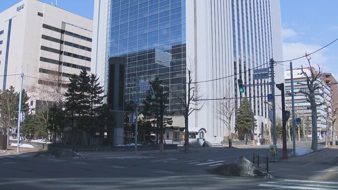 「ママ怖かったよ」プールの中で女児2人の体を…不同意わいせつ容疑で40代警部補を書類送検「以前にも…」余罪ほのめかす　停職6か月の処分に保護者「信じがたい」北海道警察　|　北海道のニュース｜HBC北海道放送