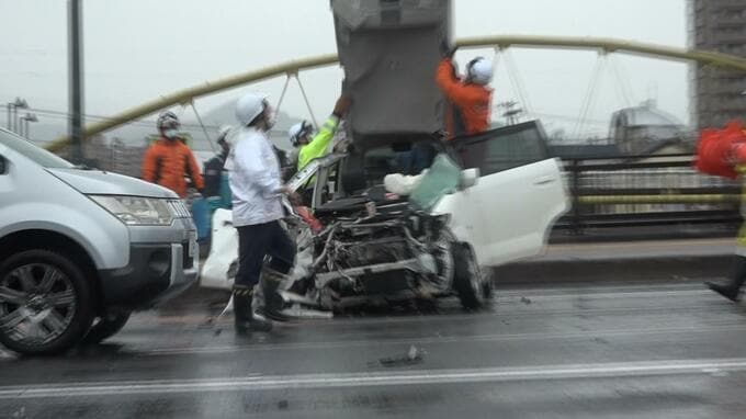 軽乗用車とトラックが衝突　男性１人搬送　青森県青森市|TBS NEWS DIG