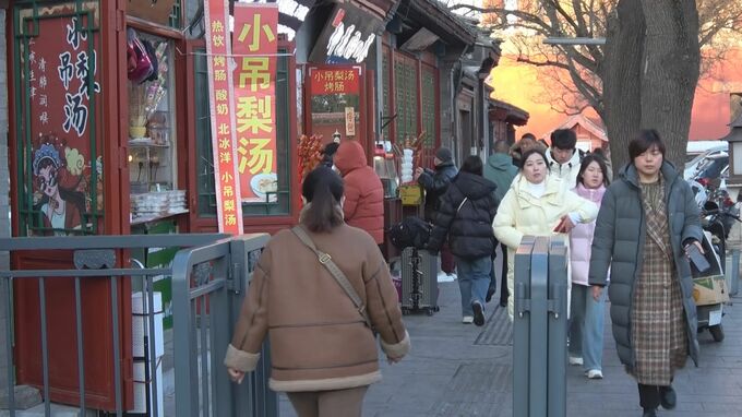 中国「デフレ」に歯止め　消費者物価指数上昇に転じる