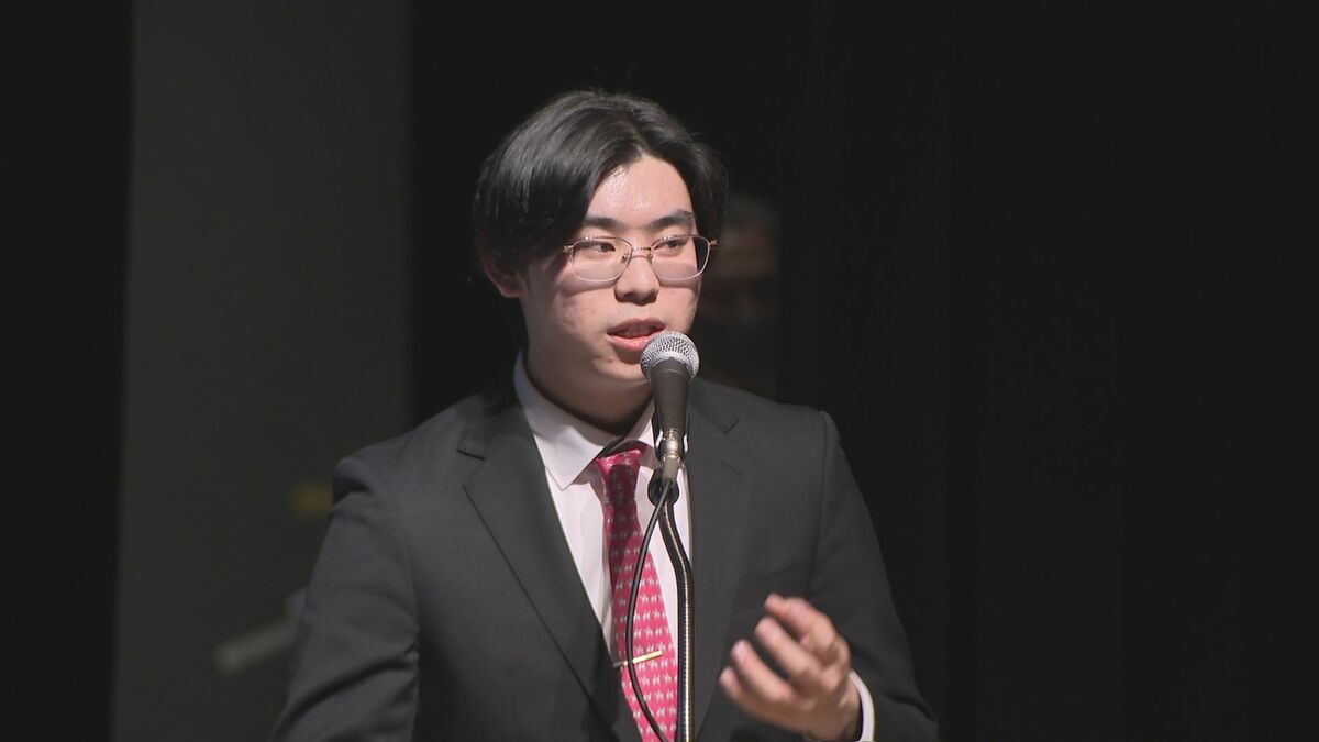 KCS大分情報専門学校で卒業研究発表会