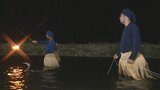 800年以上続く伝統の「徒歩鵜」 鵜匠が舟に乗らず川の中を歩きながら鵜を操る 保存会が実演|TBS NEWS DIG
