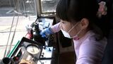 「絶対運転士になりたい!」子どもたちが路面電車の運転を体験【岡山市】|TBS NEWS DIG