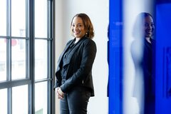 自動運転ウェイモの乗車回数、年内に週100万回突破へ－共同CEOが展望| TBS CROSS DIG with Bloomberg