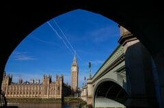 英2年債が下落、利回り一時21bp上昇－週間では23年来で最悪の公算大| TBS CROSS DIG with Bloomberg