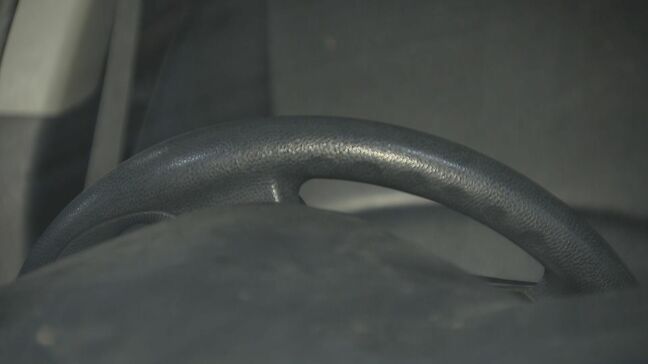 交通トラブルで30代男性と口論→車の窓をつかまれたまま急発進→150メートル引きずって振り落とし殺害しようとしたか　56歳無職の男逮捕|TBS NEWS DIG