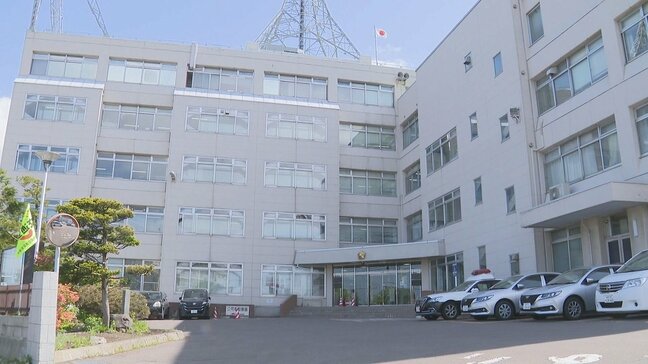 10代女性に体液か?商業施設で不審な男の気配、その直後「衣服を汚された」20代くらいの男が逃走中 警察は不同意わいせつ事件として捜査 北海道函館市|TBS NEWS DIG