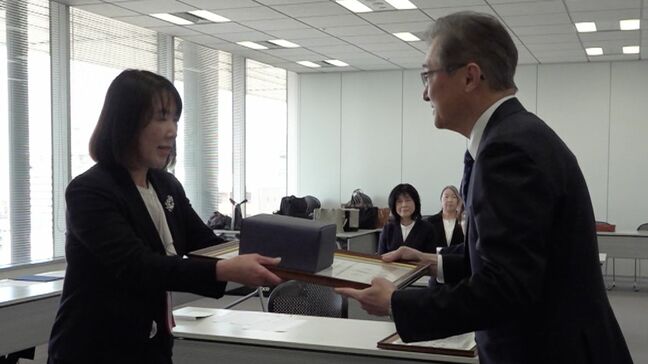 優良保育士表彰式　岡山県と広島県から選ばれた7人を表彰　今回で75回目　山陽新聞社会事業団【岡山】|TBS NEWS DIG