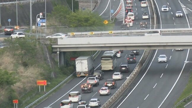中央道上り線は相模湖インター付近で24kmの渋滞　大型連休のUターンラッシュ始まる　|TBS NEWS DIG