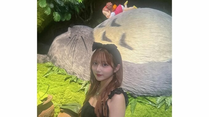 【辻希美・長女】希空　「世界観が凄かった」黒いワンピース姿でジブリ立体造型物展を訪問 　 "トトロ”  "千と千尋” などの世界を堪能|TBS NEWS DIG