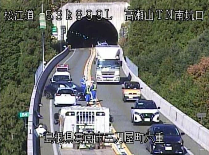 尾道松江線松江自動車道　事故で上下線とも通行止め　三刀屋木次IC～吉田掛合IC間　午後２時２０分現在|TBS NEWS DIG