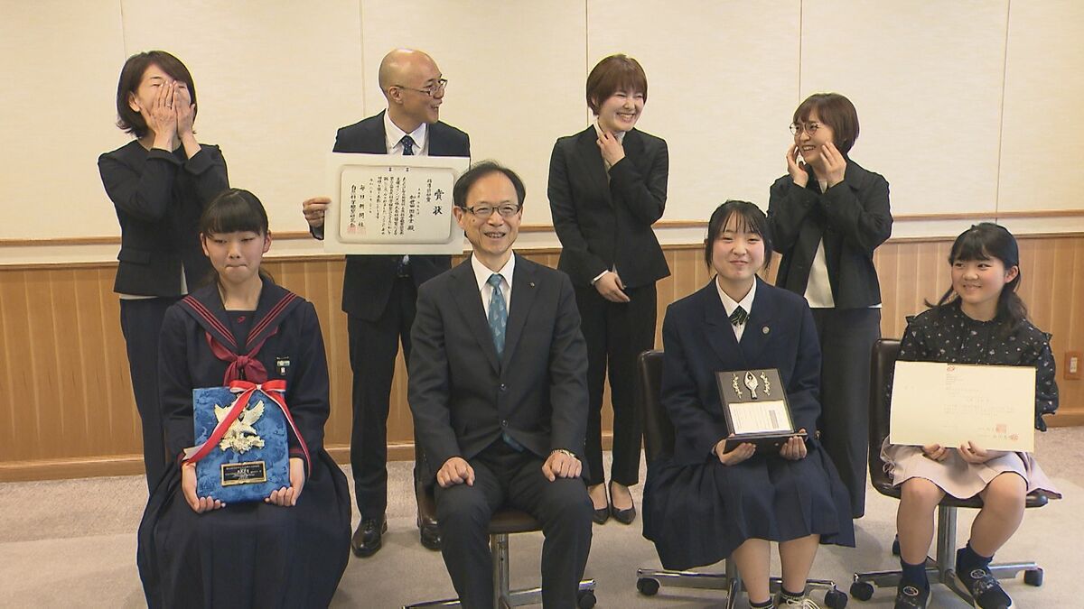 全国科学コンクール入賞の小中学生「早期発見や健康寿命の延伸に」　受賞報告