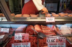 英の食料品価格が急騰、牛肉25％高－インフレ定着リスクを中銀は警戒| TBS CROSS DIG with Bloomberg