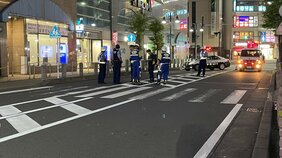 【速報】小田急線本厚木駅前の路上でひき逃げか　倒れていた男性の死亡確認　逃げた車の行方追う　神奈川県警|TBS NEWS DIG