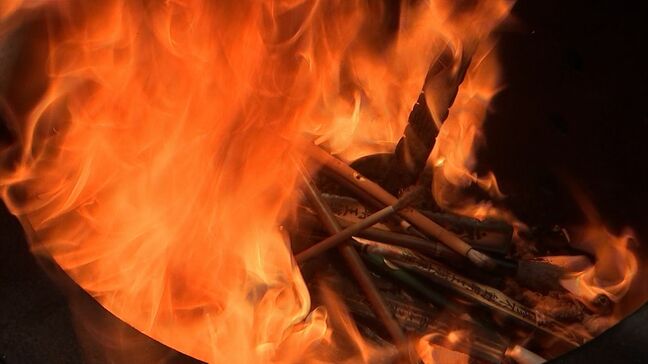 金剛寺で筆供養　感謝の思い込め約100本の筆を焚き上げる【岡山】|TBS NEWS DIG