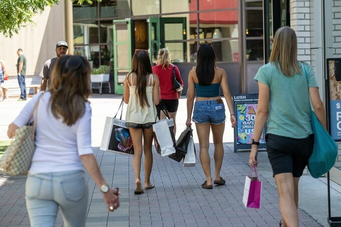 米消費者心理が悪化、関税でインフレ期待上昇－ミシガン大調査