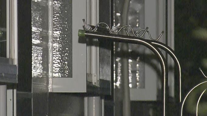 アパートの一室で60代くらいの男性が死亡 同じ部屋の浴室にも女性の遺体 愛知・豊川市|TBS NEWS DIG