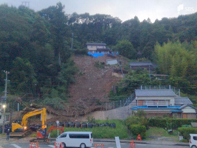 「土砂崩れが起きている」大雨の影響で倉庫とみられる1棟被害　周辺の4世帯7人に避難指示　現場は土砂災害特別警戒区域=浜松　|　静岡のニュース | SBSNEWS | 静岡放送