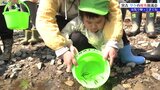 頑張って戻って来て! 壮行会と名付けられたサケの稚魚の放流会が開催される 岩手・宮古市|TBS NEWS DIG