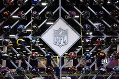 NFL、T・ウッズのTMRWと契約－フラッグフットボールの新リーグ創設へ| TBS CROSS DIG with Bloomberg