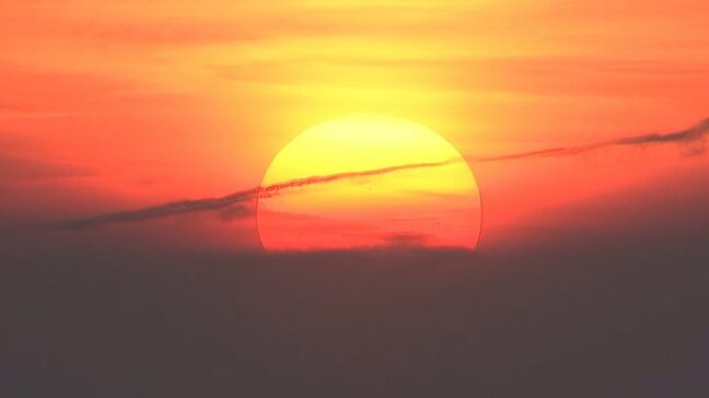 富士山が山開き 神々しい御来光 山梨県側で夏山シーズンが開幕|TBS NEWS DIG