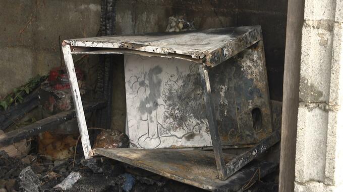 火事相次ぐ、無人・火の気ない直線距離1kmの2か所で⋯不審火も視野に捜査　寮の自転車置き場、コンクリート製の車庫【高知・須崎】　|　高知のニュース・天気｜KUTV NEWS | KUTVテレビ高知