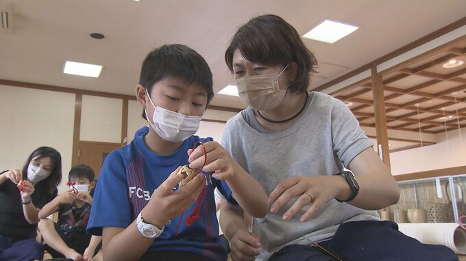 日本の伝統文化に触れて! 大分・別府市で工芸品「竹細工」の親子製作体験イベント|TBS NEWS DIG
