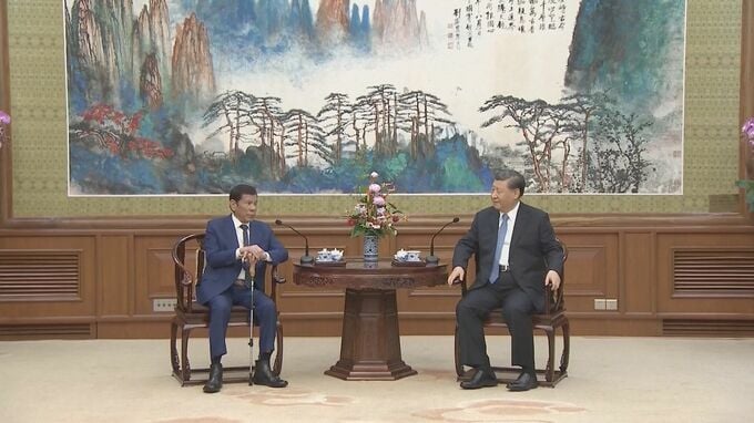 習氏がフィリピン前大統領と会談　現政権をけん制か|TBS NEWS DIG