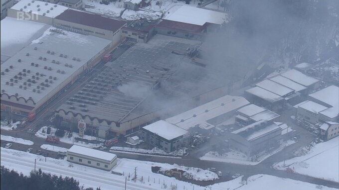「出火直後の停電と有毒ガス含む黒煙で避難困難」三幸製菓荒川工場6人死亡の火災で消防庁が報告書|TBS NEWS DIG