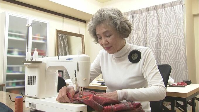 「着物の良さを若い世代に伝えたい」　古い着物を現代風にリメーク|TBS NEWS DIG