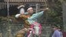 本格的な秋の訪れ　参道を駆け抜ける勇壮な流鏑馬　実りに感謝「田実祭」　熊本・阿蘇神社　|　熊本のニュース｜RKK NEWS｜RKK熊本放送