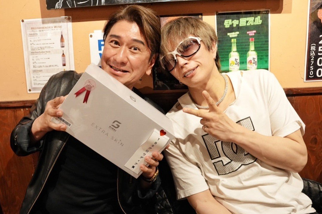 川﨑麻世 】GACKT主催の忘年会でビンゴ獲得 “焼肉屋からのテキーラ祭り