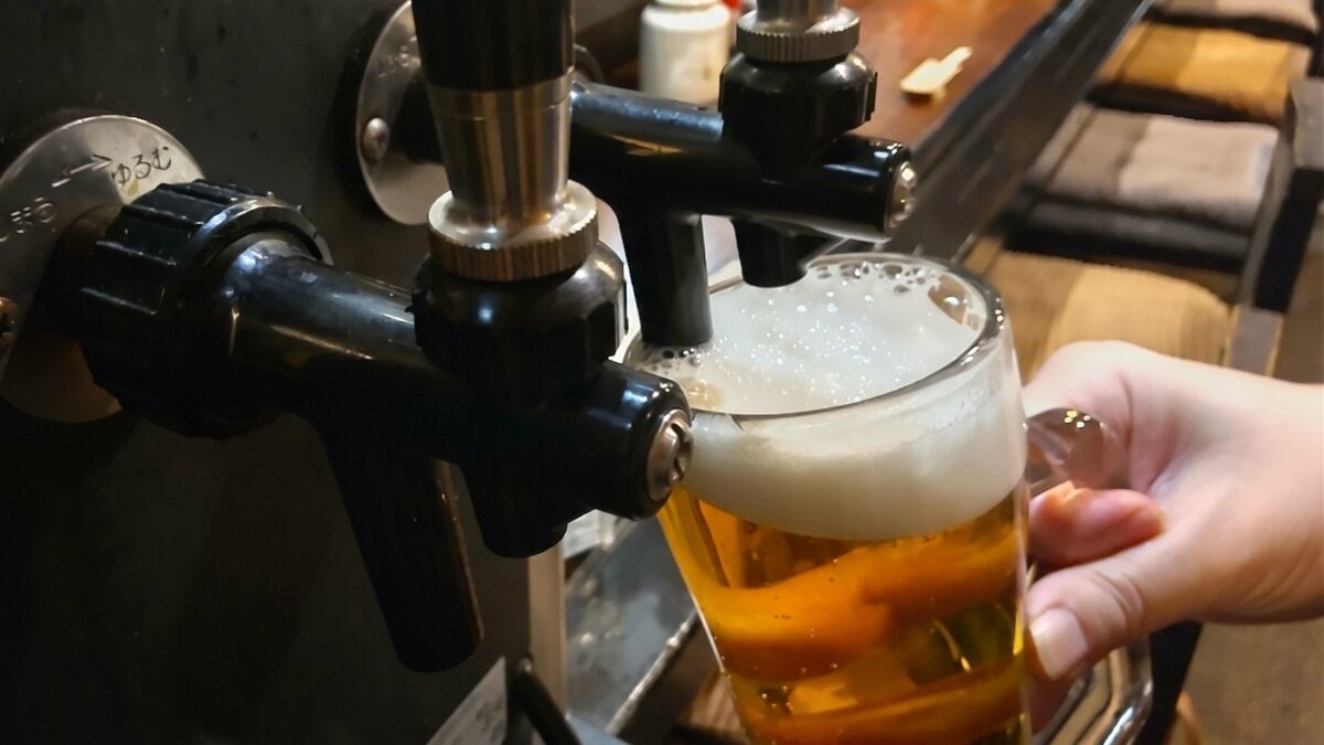 ビールは安くできない？ “ミドボン”価格倍増　減税の裏で炭酸ガス値上げ…困惑する居酒屋