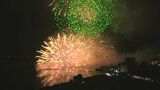 諏訪湖祭湖上花火大会…大輪が湖面を照らす 最終盤には水上大スターマイン 「終戦の日」に開催…花火大会は戦後の早期復興を願い始まる|TBS NEWS DIG
