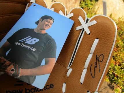 大谷翔平選手からクリスマスプレゼント 山口県内の小学校にもグローブ