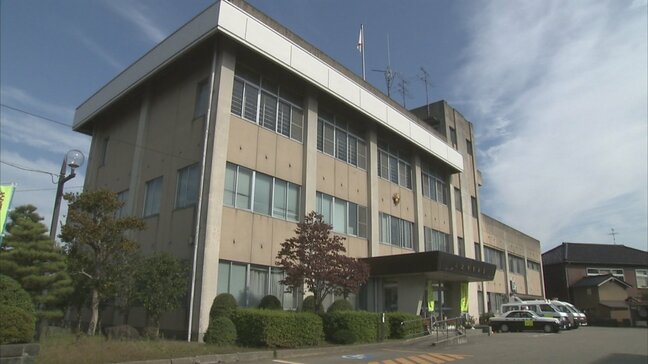 納屋全焼の火元は2階換気扇の配線近くか　28日の実況見分で判明　母屋の電気メーターも溶け雷の影響か　富山・小矢部市|TBS NEWS DIG
