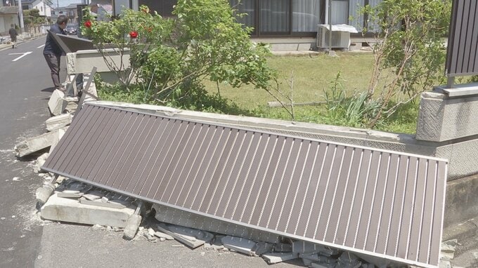 栃木・宇都宮市で住宅の塀が崩れるなどの突風による被害相次ぐ　「ダウンバースト」の可能性高いと発表　宇都宮地方気象台|TBS NEWS DIG