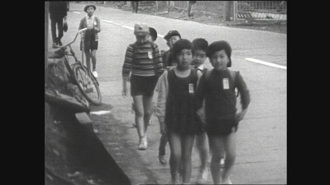 「交通事故から子どもを守れ」～長崎市赤迫地区の通学路【昭和42年撮影】～映像タイムマシーン “ユウガク”　|　長崎のニュース | 天気 | NBC長崎放送