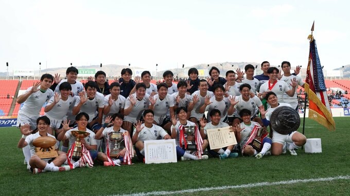 【全国高校ラグビー】桐蔭学園・申主将「最後は優勝すると信じて...３年生を中心に一つになれた」２年連続の全国制覇！　敗れた東海大大阪仰星・青野主将「グラウンドをチームカラーの紺に"染める"ことができたのは誇り」|TBS NEWS DIG