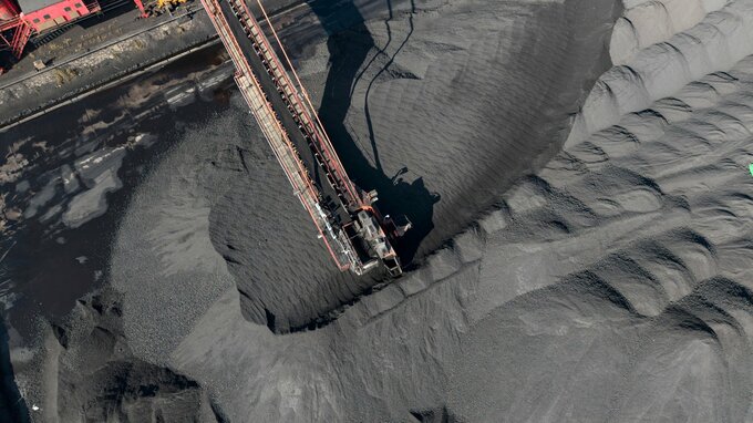 中国の工業地帯で石炭需要が増加－中東戦争によりガス使用減少